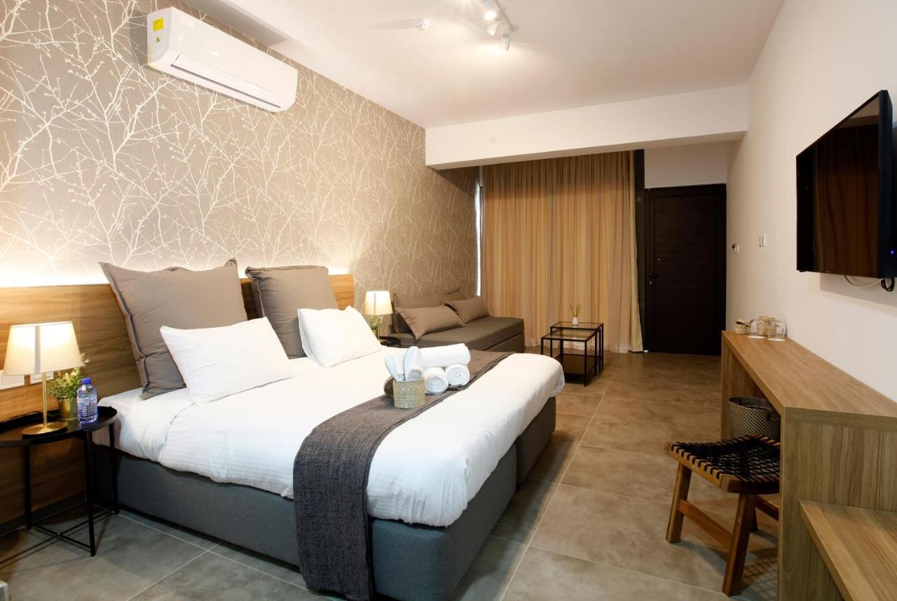 Cosmopolis Multi-Venue Aparthotel Larnaca Exterior photo